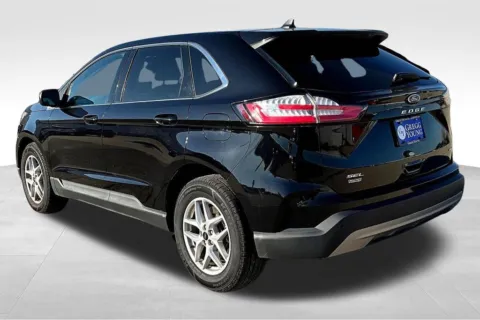 More photos of 2022 Ford Edge SEL at Gregg Young Chevrolet Marshalltown, IA