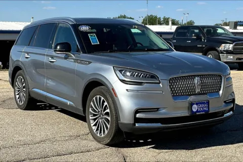 Photos of 2024 Lincoln Aviator Reserve for sale in Marshalltown, IA at Gregg Young Chevrolet Marshalltown