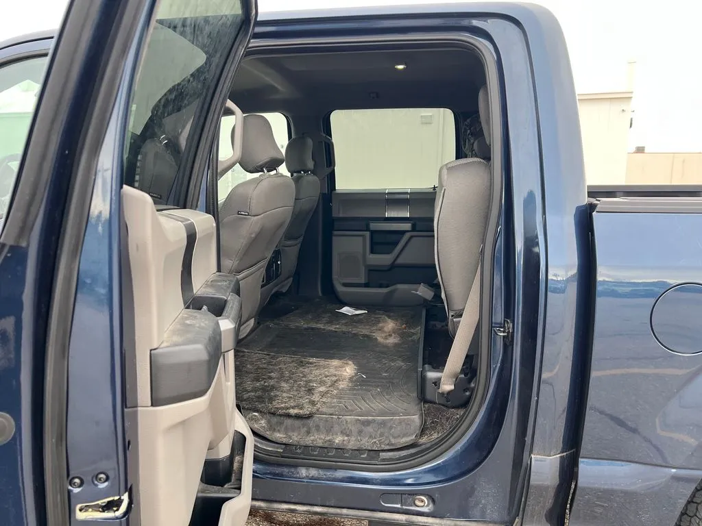 2016 Ford F-150 XLT photo 3