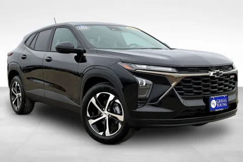 Photos of 2026 Chevrolet Trax 1RS for sale in Marshalltown, IA at Gregg Young Chevrolet Marshalltown