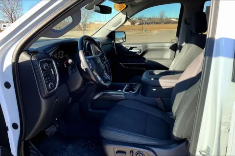 More photos of 2021 Chevrolet Silverado 1500 RST at Gregg Young Chevrolet Marshalltown, IA