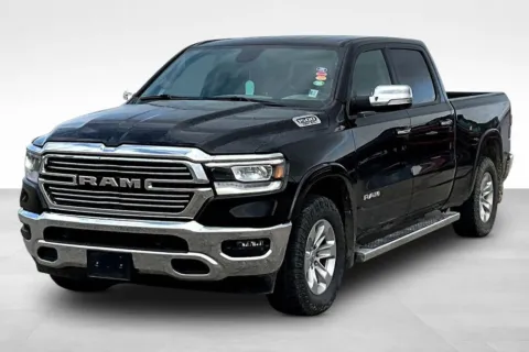 Black 2019 Ram 1500 Laramie for sale in Marshalltown, IA