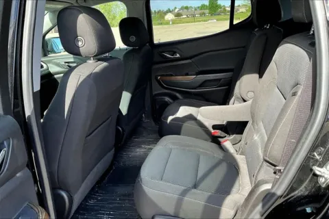 More photos of 2021 GMC Acadia SLE at Gregg Young Chevrolet Marshalltown, IA