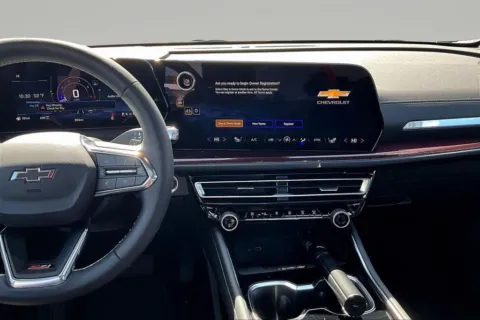 More photos of 2026 Chevrolet Traverse Z71 at Gregg Young Chevrolet Marshalltown, IA