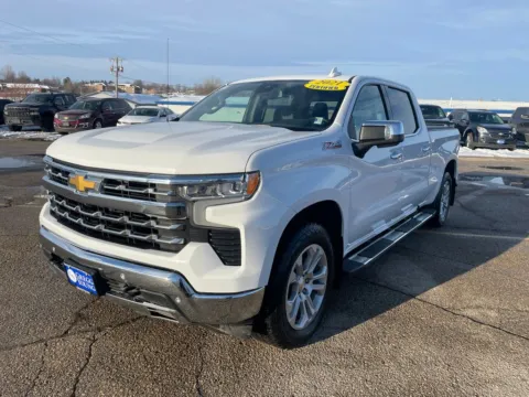 White 2023 Chevrolet Silverado 1500 LTZ for sale in Marshalltown, IA