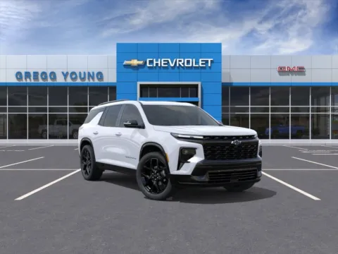 White 2026 Chevrolet Traverse RS for sale in Marshalltown, IA