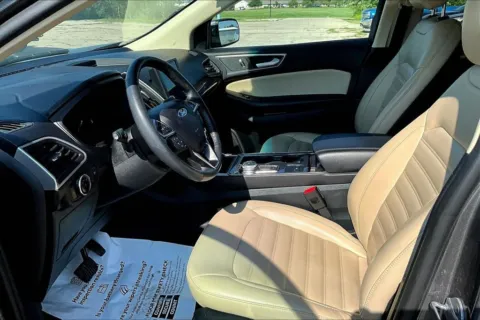 More photos of 2024 Ford Edge SEL at Gregg Young Chevrolet Marshalltown, IA