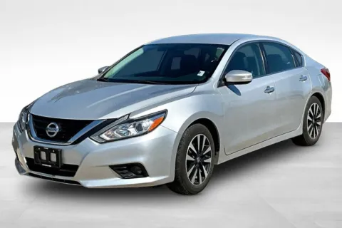 Silver 2018 Nissan Altima 2.5 SL for sale in Marshalltown, IA