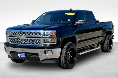 Black 2015 Chevrolet Silverado 1500 LT for sale in Marshalltown, IA