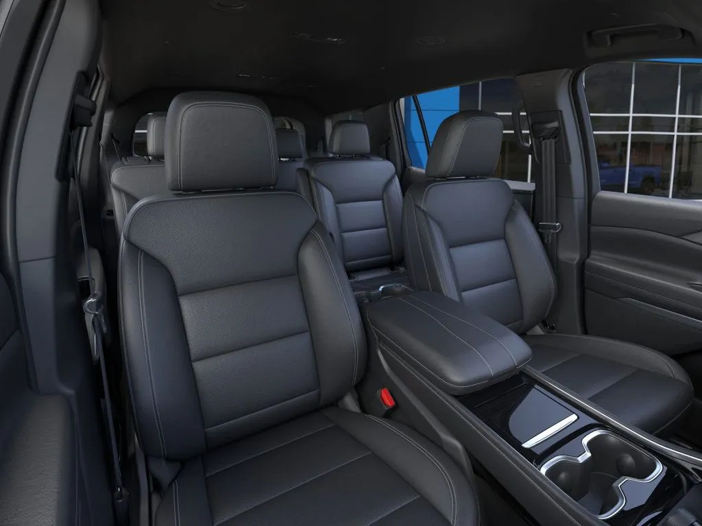 2026 Chevrolet Traverse photo 4