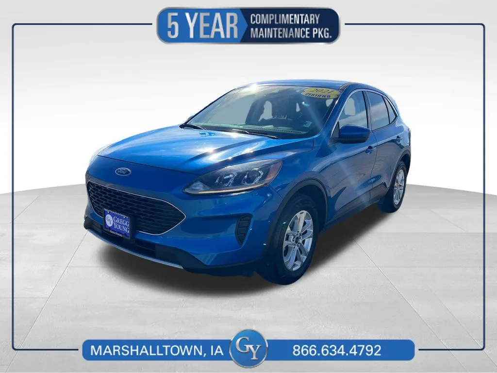 Blue 2021 Ford Escape SE for sale in Marshalltown, IA