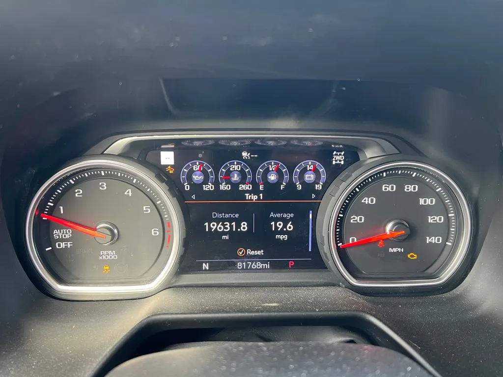 2021 Chevrolet Tahoe Premier photo 3