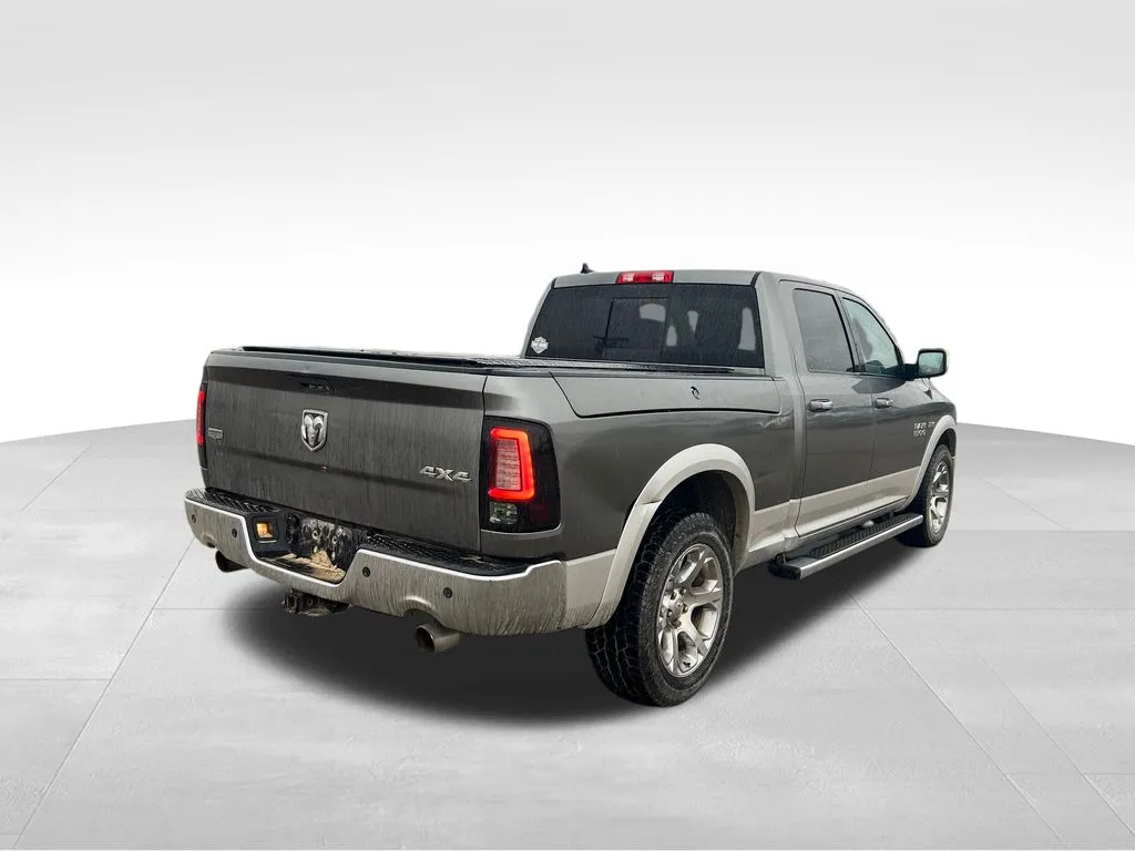 2013 Ram 1500 Laramie photo 2