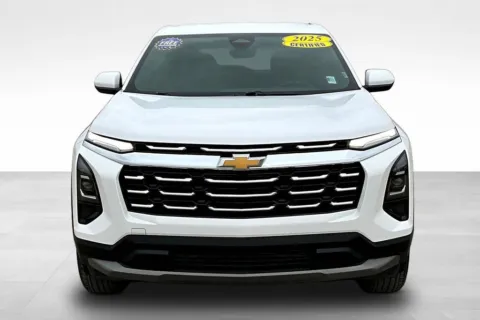 Photos of 2025 Chevrolet Equinox LT for sale in Marshalltown, IA at Gregg Young Chevrolet Marshalltown