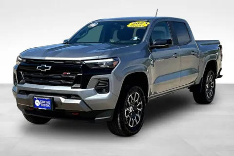 Gray 2023 Chevrolet Colorado Z71 for sale in Marshalltown, IA