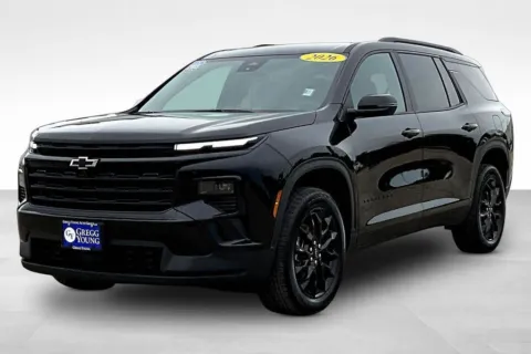 Black 2026 Chevrolet Traverse LT for sale in Marshalltown, IA