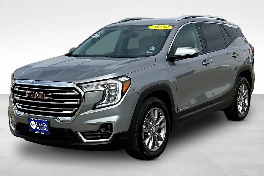 Gray 2024 GMC Terrain SLT for sale in Marshalltown, IA