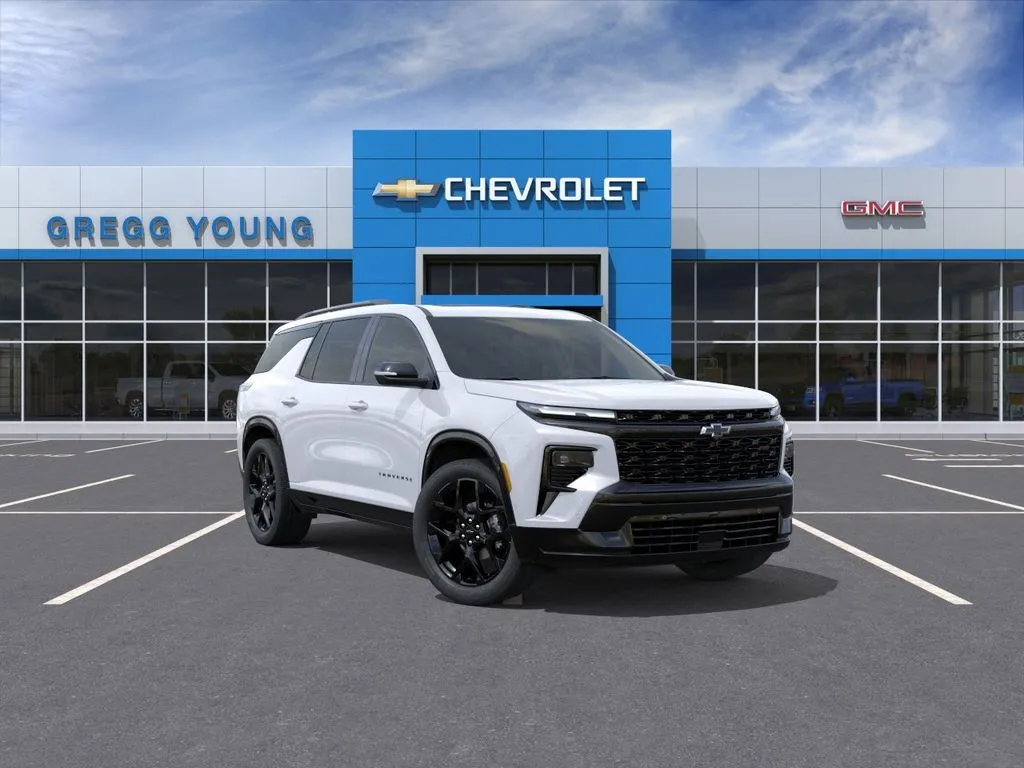 White 2026 Chevrolet Traverse RS for sale in Marshalltown, IA