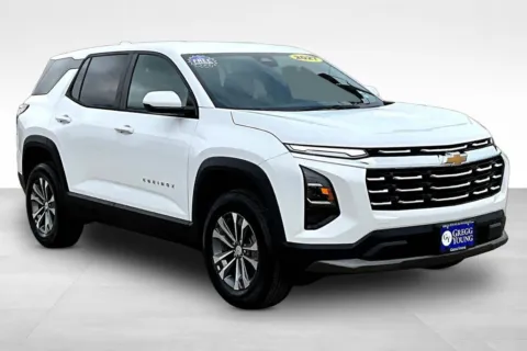 Photos of 2027 Chevrolet Equinox LT for sale in Marshalltown, IA at Gregg Young Chevrolet Marshalltown
