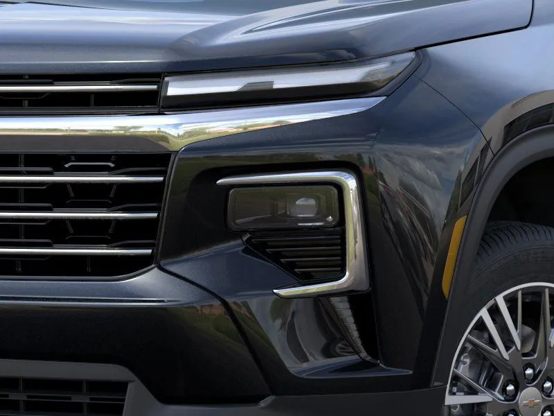 2026 Chevrolet Traverse photo 2
