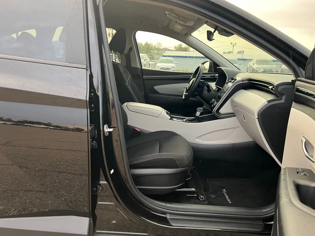 2023 Hyundai Tucson SEL photo 3