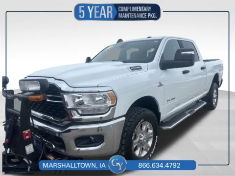 White 2024 Ram 2500 Big Horn for sale in Marshalltown, IA