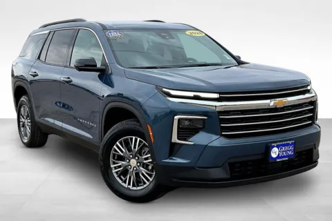 Photos of 2026 Chevrolet Traverse LT for sale in Marshalltown, IA at Gregg Young Chevrolet Marshalltown