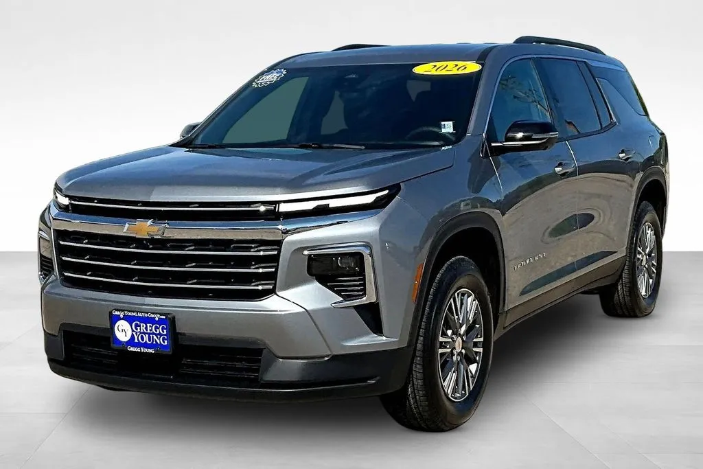 Gray 2026 Chevrolet Traverse LT for sale in Marshalltown, IA