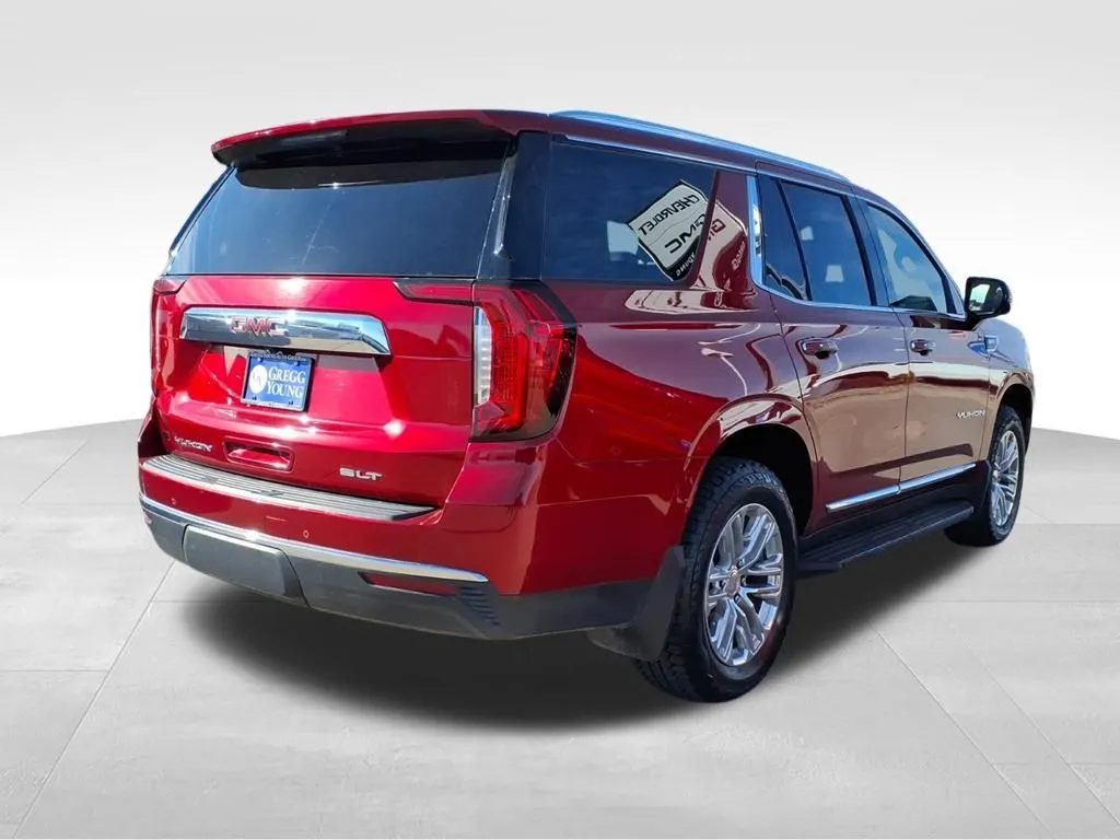 2021 Gmc Yukon SLT photo 3