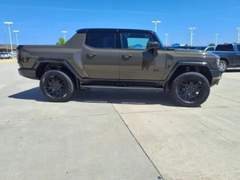 More photos of 2025 GMC Hummer EV Pickup 3X at Gregg Young Chevrolet GMC of Columbus, NE