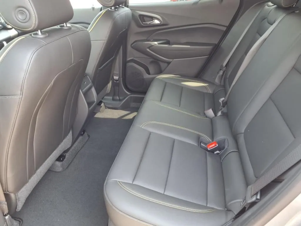 2025 Chevrolet Trax ACTIV photo 3