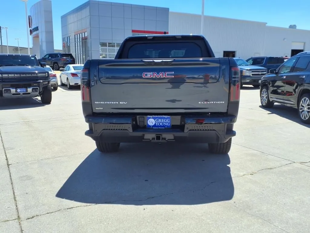 2026 Gmc Sierra Elevation photo 3