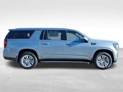 Another view of 2024 GMC Yukon XL SLT for sale in Columbus, NE at Gregg Young Chevrolet GMC of Columbus