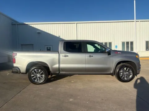 More photos of 2026 Chevrolet Silverado 1500 LT at Gregg Young Chevrolet GMC of Columbus, NE