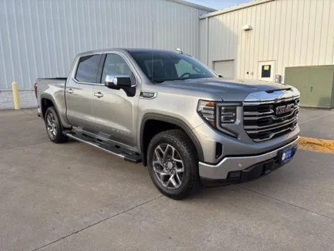 More photos of 2026 GMC Sierra 1500 SLT at Gregg Young Chevrolet GMC of Columbus, NE