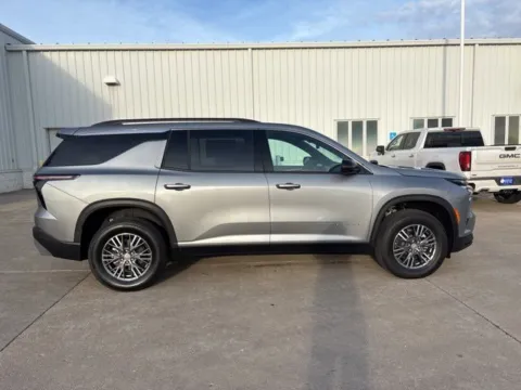 More photos of 2026 Chevrolet Traverse LT at Gregg Young Chevrolet GMC of Columbus, NE