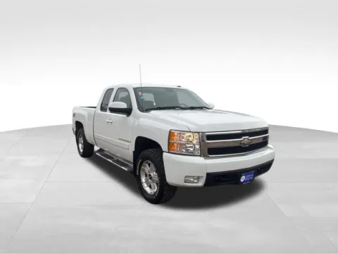 More photos of 2008 Chevrolet Silverado 1500 LTZ at Gregg Young Chevrolet GMC of Columbus, NE