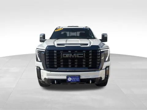 More photos of 2024 GMC Sierra 2500 HD Denali Ultimate at Gregg Young Chevrolet GMC of Columbus, NE