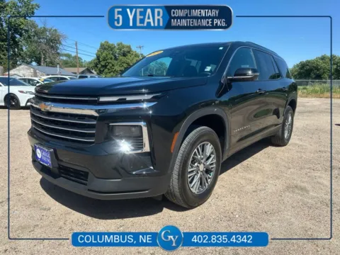 Black 2024 Chevrolet Traverse LT for sale in Columbus, NE