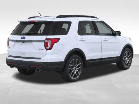 More photos of 2018 Ford Explorer XLT at Gregg Young Chevrolet GMC of Columbus, NE