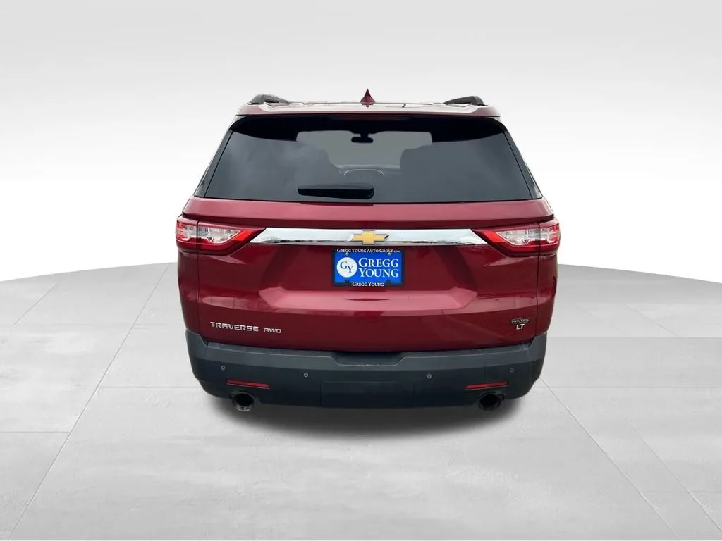 2019 Chevrolet Traverse Cloth photo 2