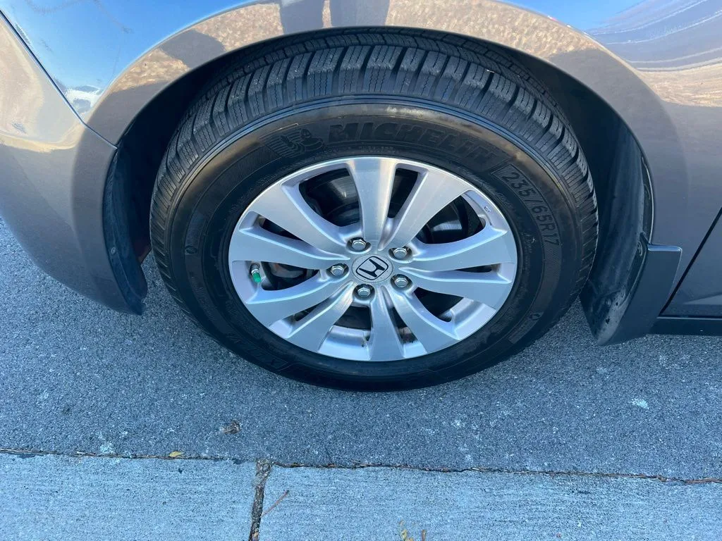 2014 Honda Odyssey EX-L photo 4