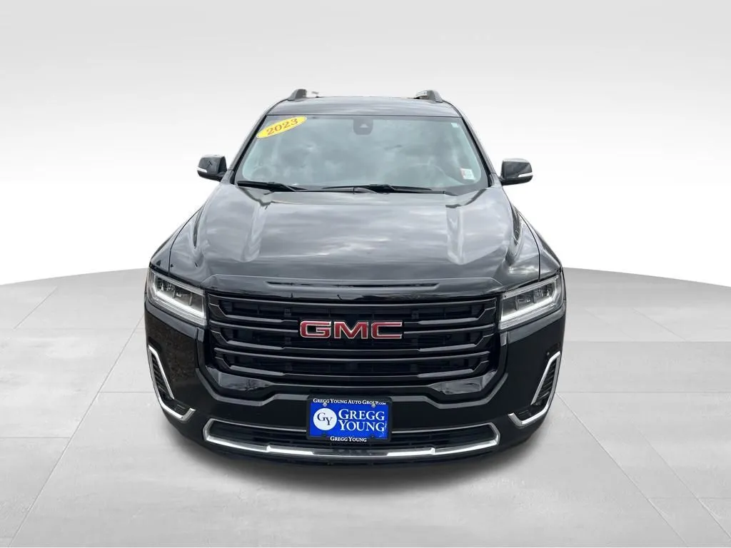 2023 Gmc Acadia SLT photo 3