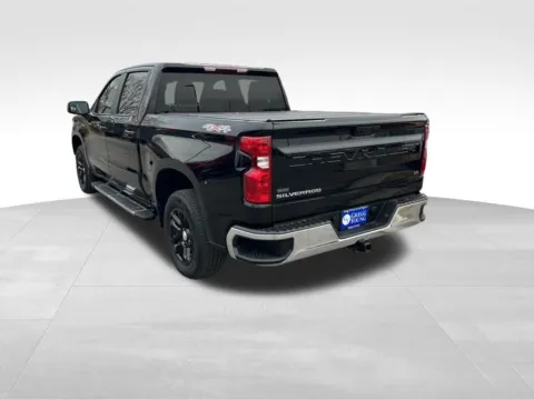 More photos of 2023 Chevrolet Silverado 1500 LT at Gregg Young Chevrolet - Omaha, NE
