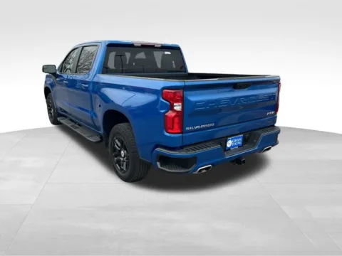 More photos of 2022 Chevrolet Silverado 1500 RST at Gregg Young Chevrolet - Omaha, NE