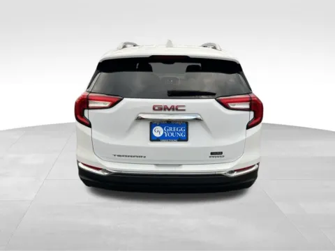 More photos of 2024 GMC Terrain SLT at Gregg Young Chevrolet - Omaha, NE