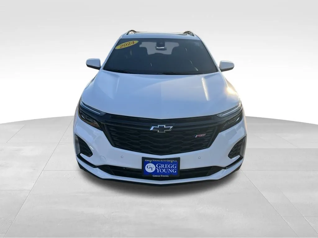 2024 Chevrolet Equinox RS photo 3
