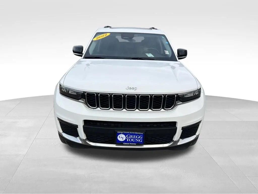 2022 Jeep Grand Cherokee Limited photo 3