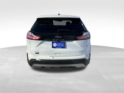 More photos of 2023 Ford Edge SEL at Gregg Young Chevrolet - Omaha, NE