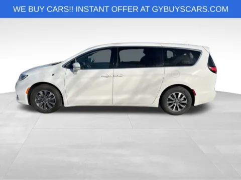 Another view of 2022 Chrysler Pacifica Hybrid Touring L for sale in Omaha, NE at Gregg Young Chevrolet - Omaha